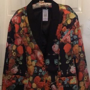 New Torrid Floral Blazer Jacket Size 4.